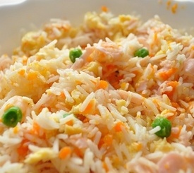 Cómo hacer arroz tres delicias casero